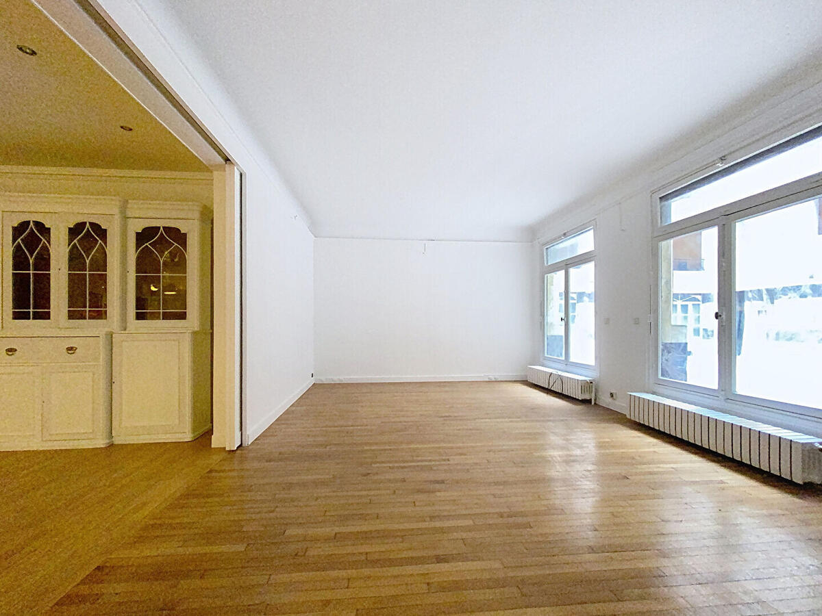 Apartment Paris 8e