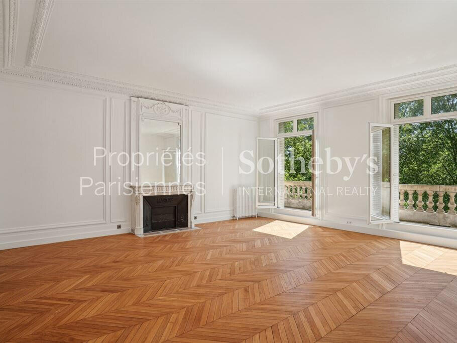 Apartment Paris 8e