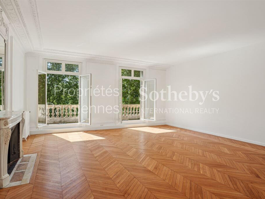 Apartment Paris 8e