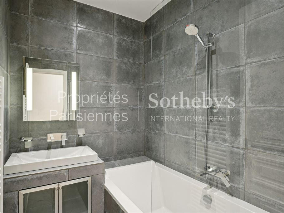Apartment Paris 8e