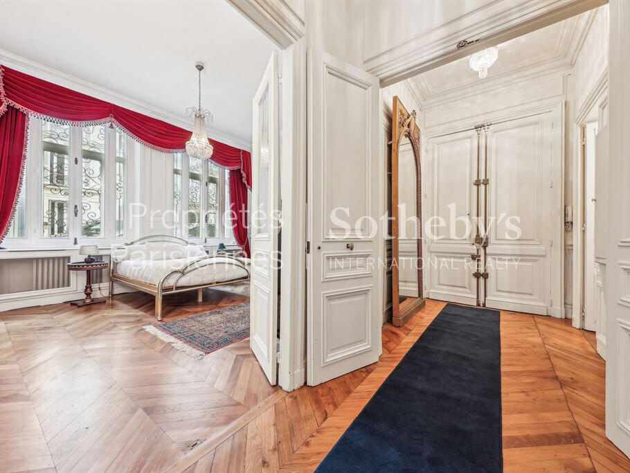 Apartment Paris 8e