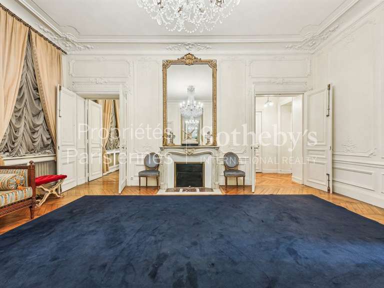 Apartment Paris 8e - 3 bedrooms - 189m²