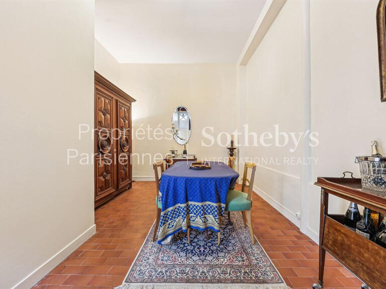 Appartement Paris 8e - 3 chambres - 189m²
