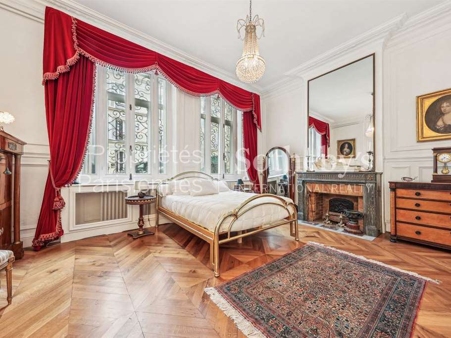 Apartment Paris 8e