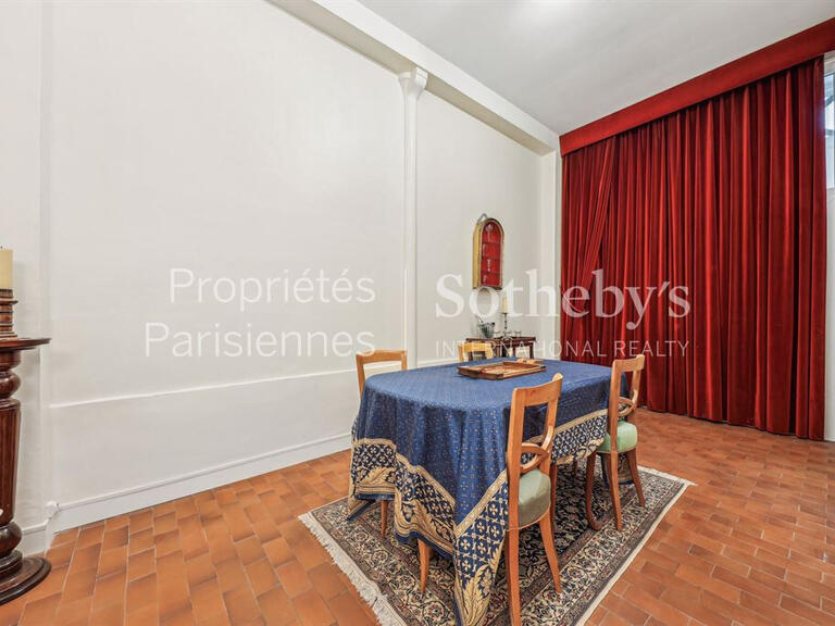 Appartement Paris 8e - 3 chambres - 189m²