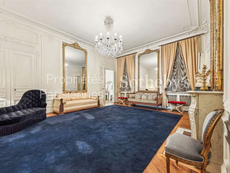 Apartment Paris 8e - 3 bedrooms - 189m²
