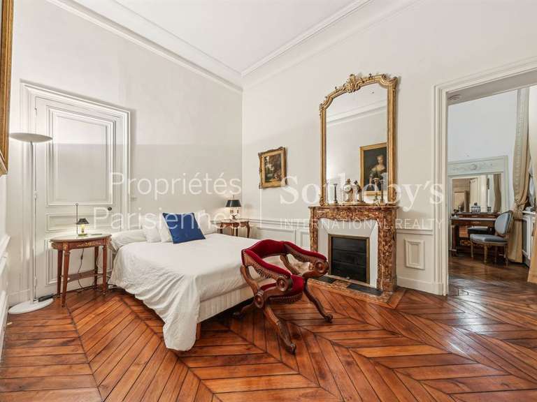 Apartment Paris 8e - 3 bedrooms - 189m²
