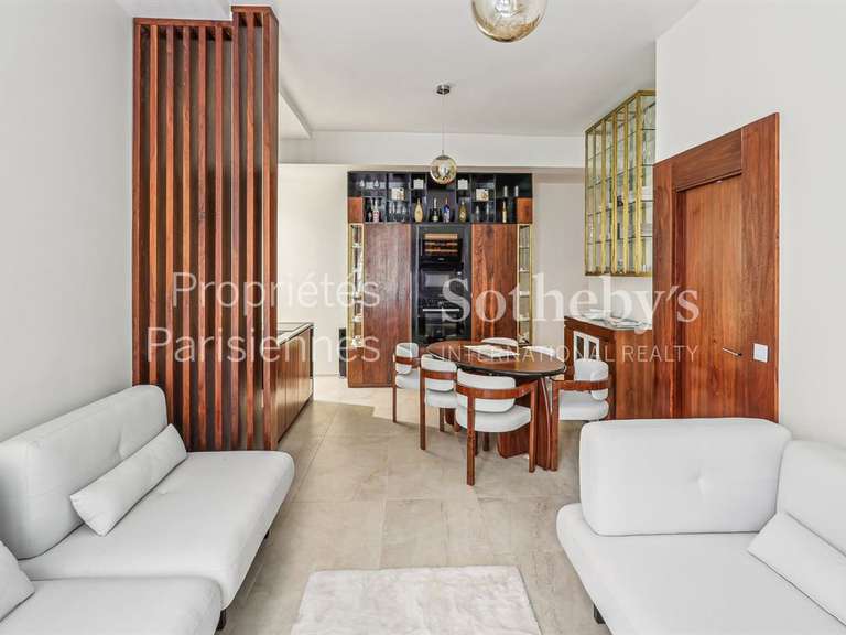 Appartement Paris 8e - 2 chambres - 65m²