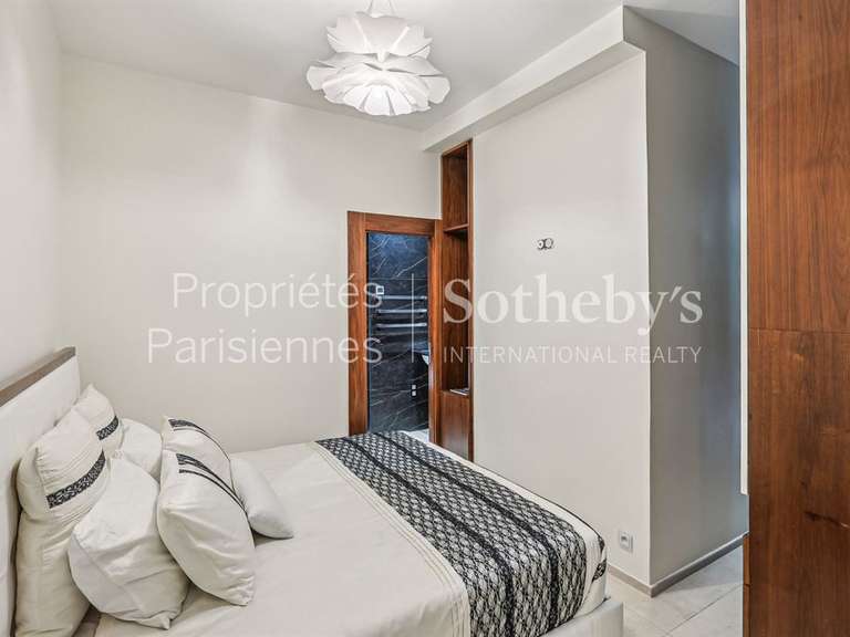 Appartement Paris 8e - 2 chambres - 65m²