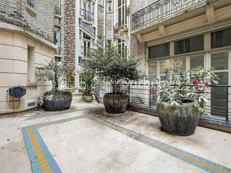 Apartment Paris 8e - 3 bedrooms - 127m²