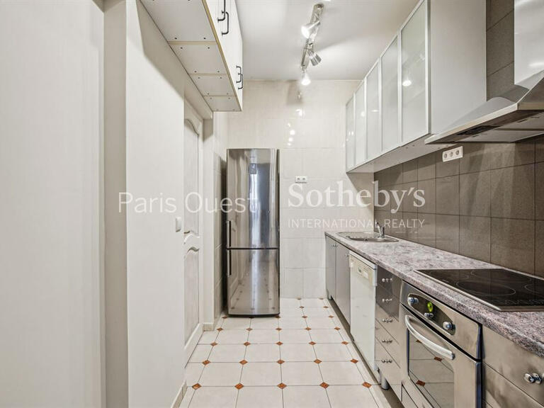 Apartment Paris 8e - 3 bedrooms - 127m²