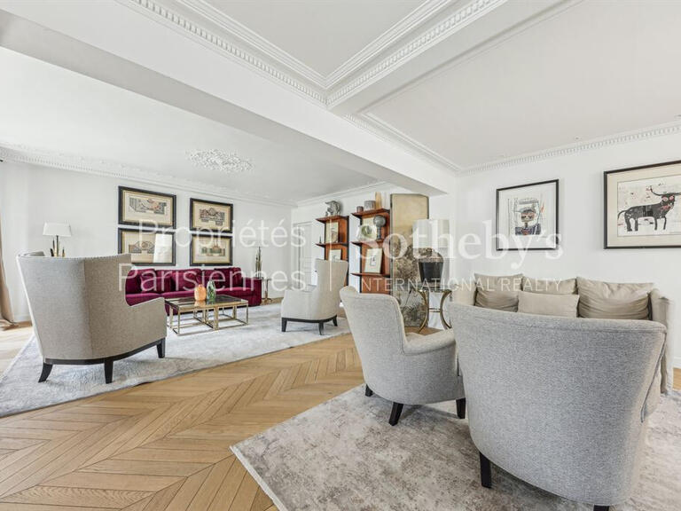 Apartment Paris 8e - 3 bedrooms - 170m²