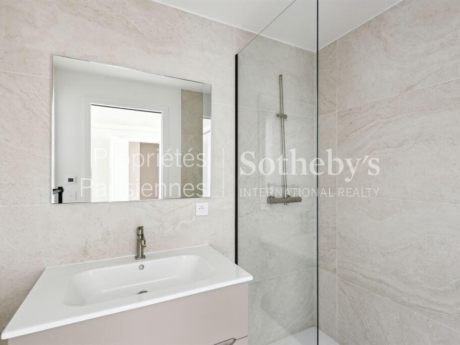 Apartment Paris 8e