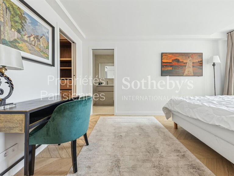 Apartment Paris 8e - 3 bedrooms - 170m²