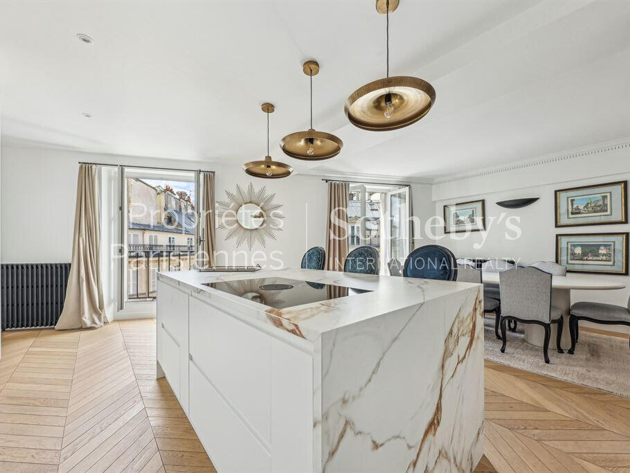 Apartment Paris 8e