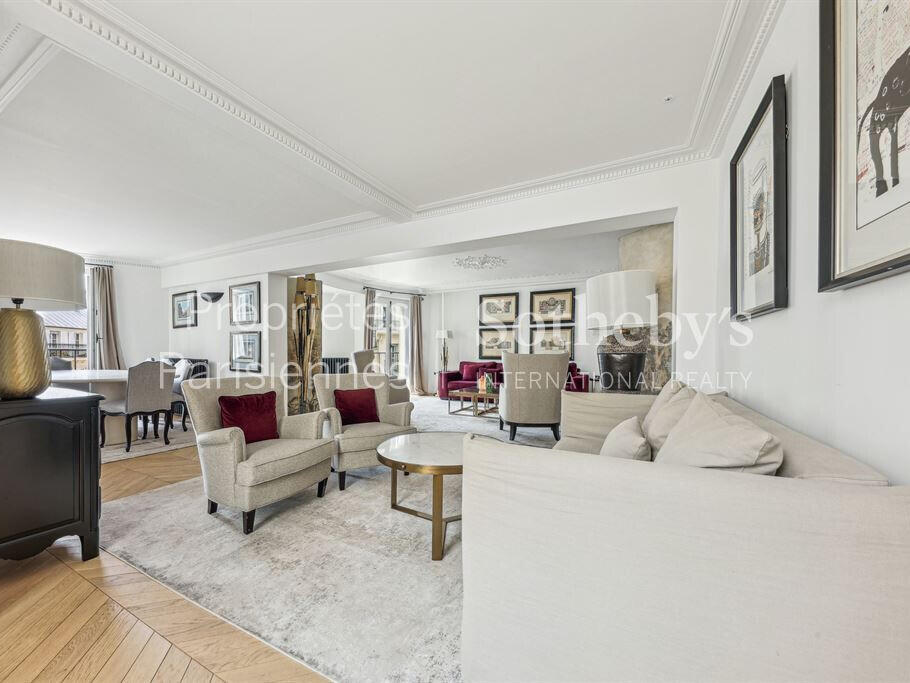 Apartment Paris 8e
