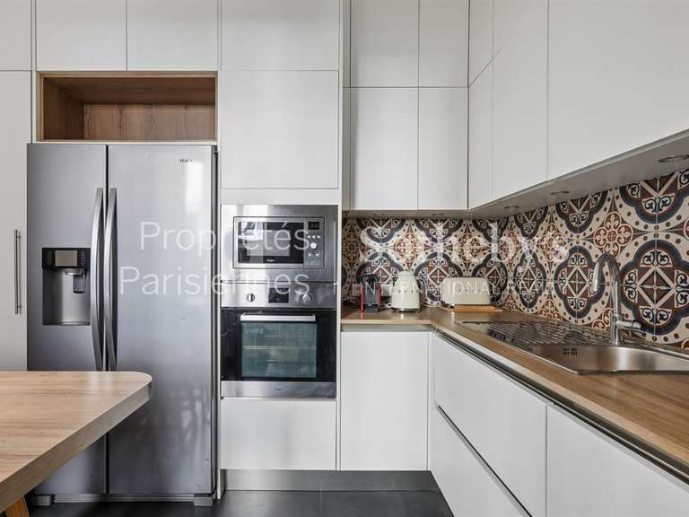 Appartement Paris 8e - 4 chambres - 143m²
