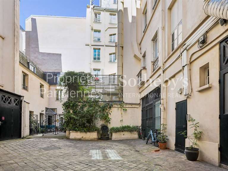 Appartement Paris 8e - 4 chambres - 143m²