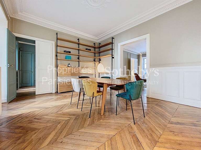 Apartment Paris 8e - 4 bedrooms - 143m²