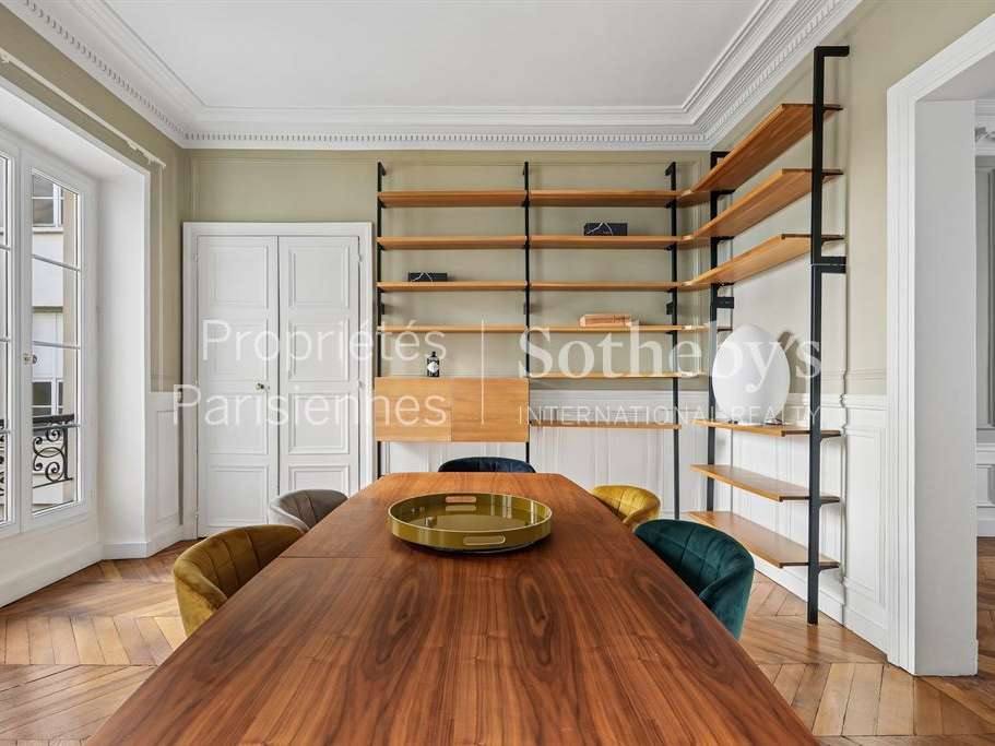 Apartment Paris 8e