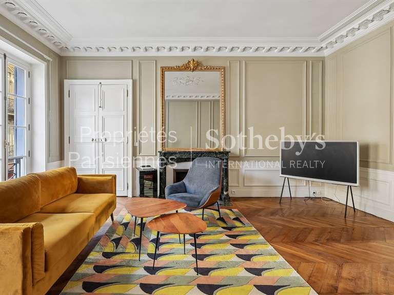 Appartement Paris 8e - 4 chambres - 143m²