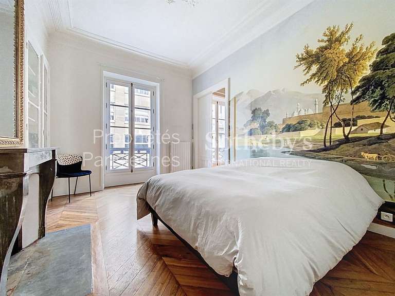Apartment Paris 8e - 4 bedrooms - 143m²