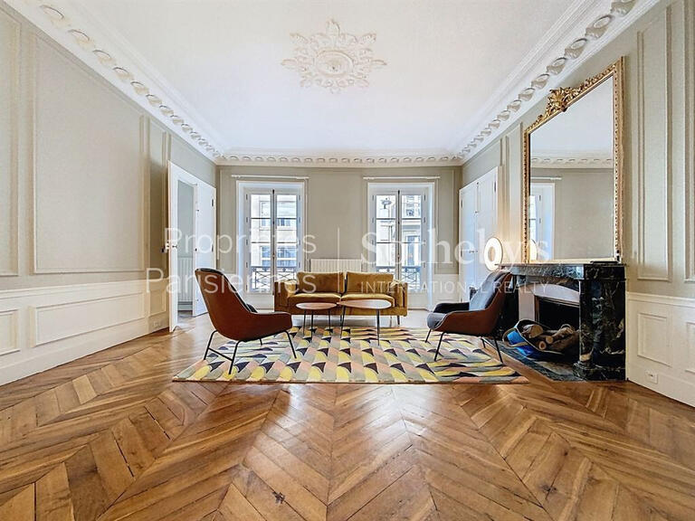 Apartment Paris 8e - 4 bedrooms - 143m²