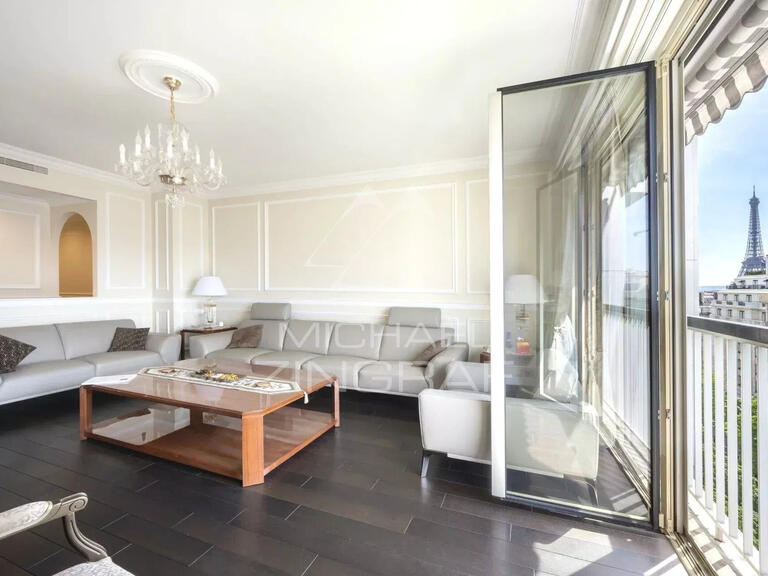 Appartement Paris 8e - 3 chambres - 142m²