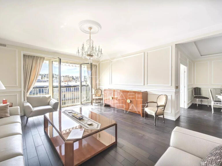 Appartement Paris 8e - 3 chambres - 142m²