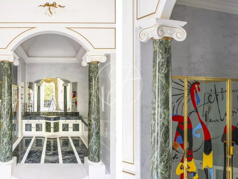 Apartment Paris 8e - 3 bedrooms - 337m²