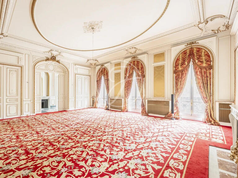 Apartment Paris 8e - 3 bedrooms - 337m²