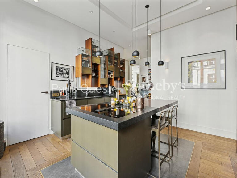 Appartement Paris 8e - 1 chambre - 70m²
