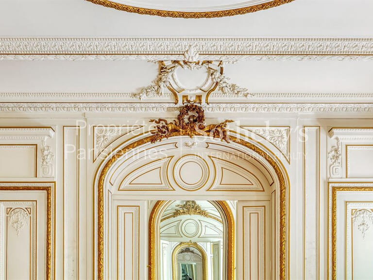 Appartement Paris 8e - 3 chambres - 311m²