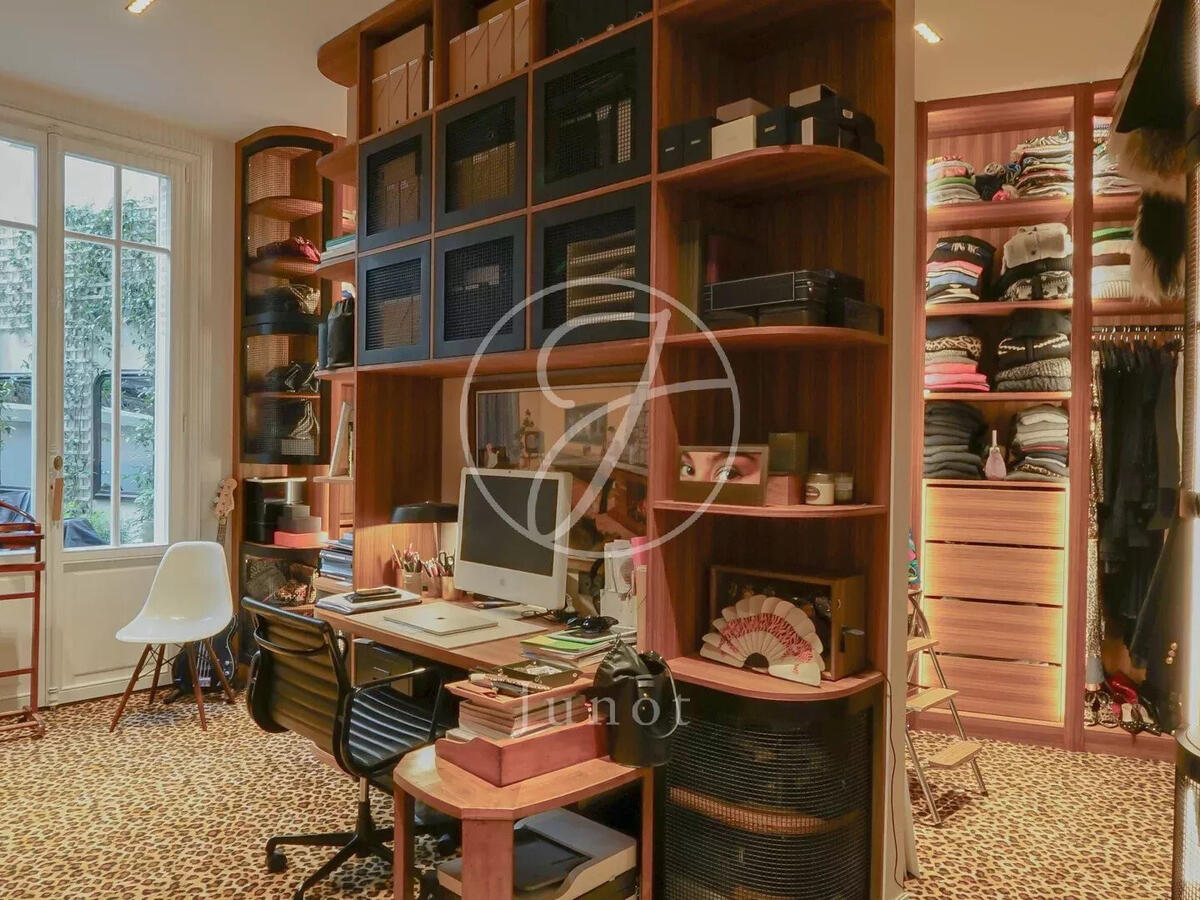 Apartment Paris 8e