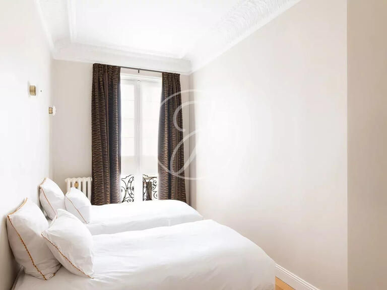 Apartment Paris 8e - 3 bedrooms - 86m²
