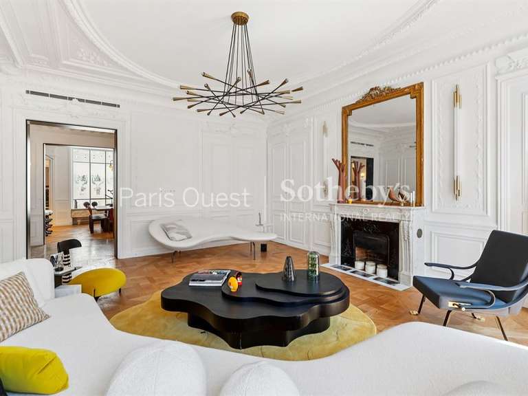 Apartment Paris 8e - 3 bedrooms - 163m²