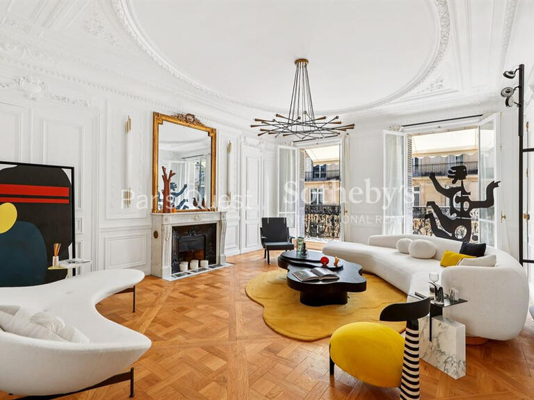 Appartement Paris 8e - 3 chambres - 163m²