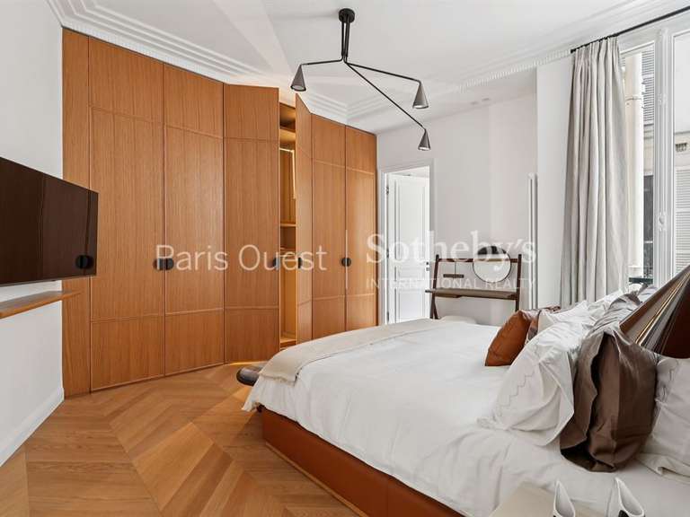 Apartment Paris 8e - 3 bedrooms - 163m²