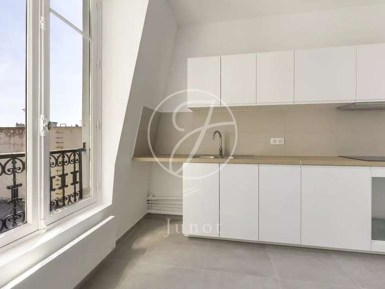 Appartement Paris 8e - 4 chambres - 175m²