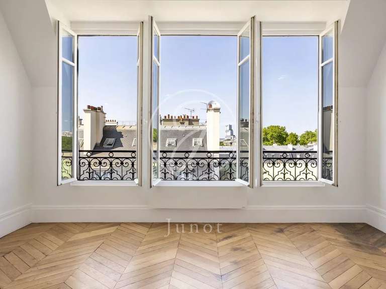 Appartement Paris 8e - 4 chambres - 175m²