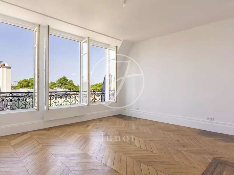 Appartement Paris 8e - 4 chambres - 175m²
