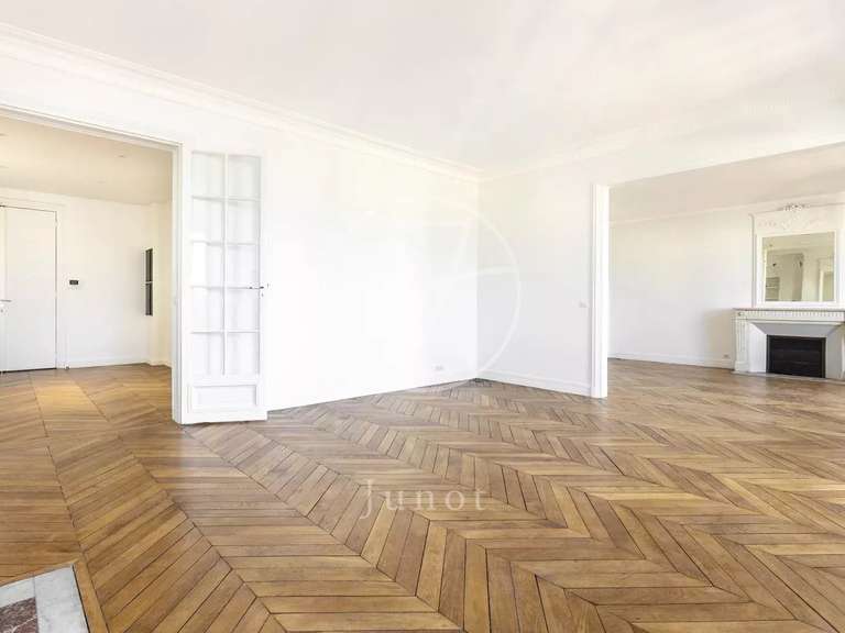 Appartement Paris 8e - 4 chambres - 175m²