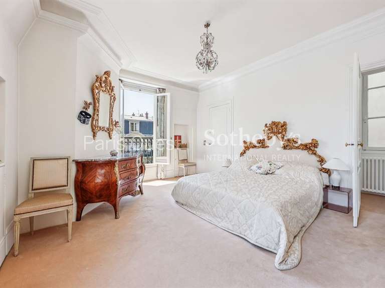 Appartement Paris 8e - 5 chambres - 249m²
