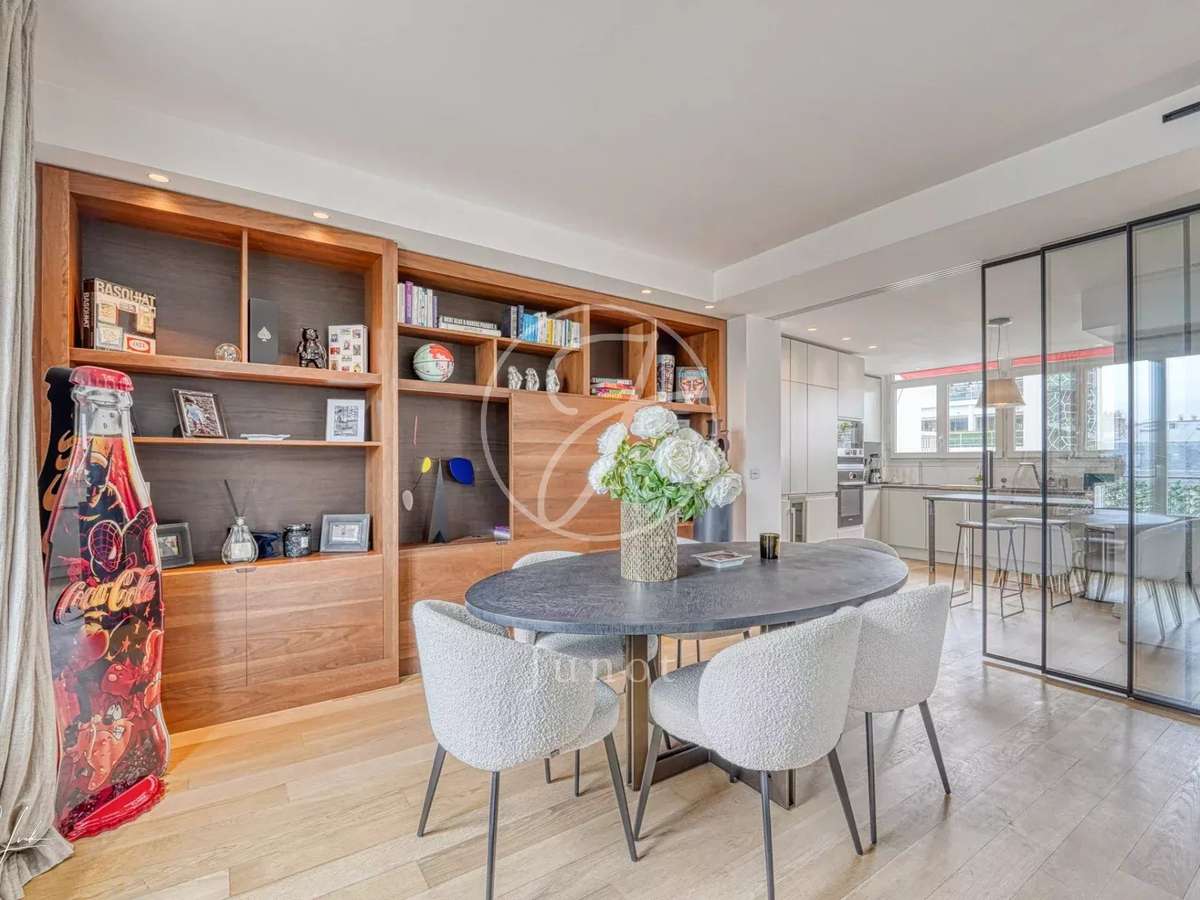 Apartment Paris 8e