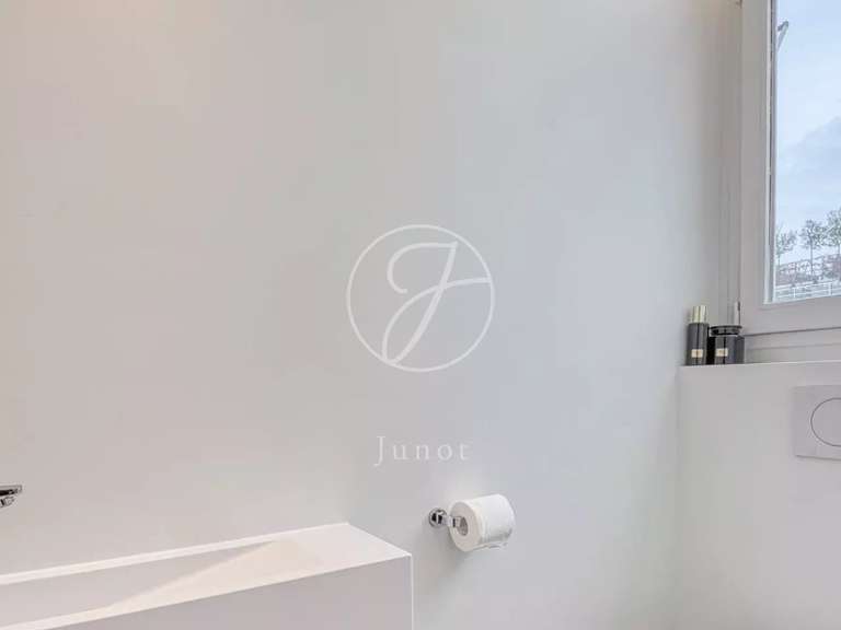Apartment Paris 8e - 2 bedrooms - 104m²