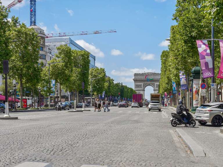 Appartement Paris 8e - 1 chambre - 57m²