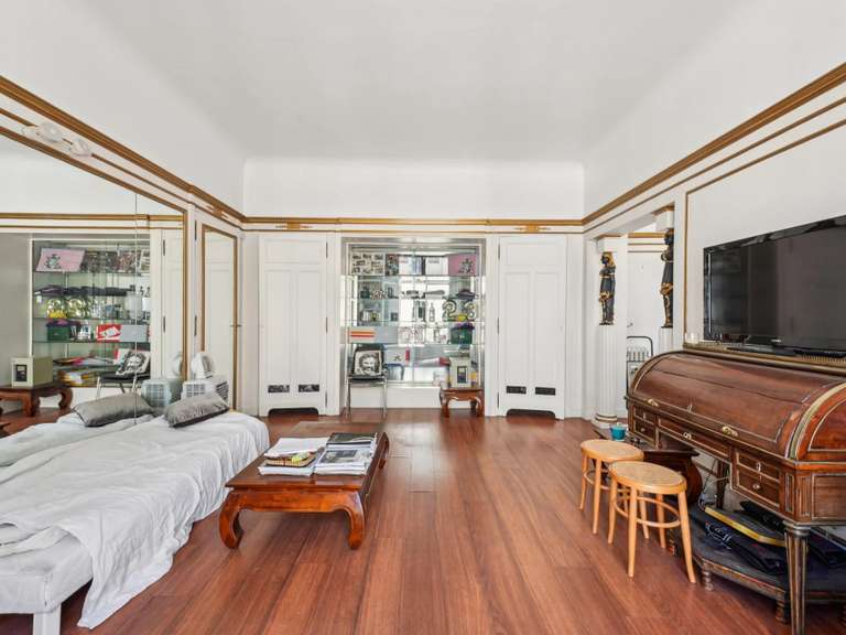 Appartement Paris 8e - 1 chambre - 57m²