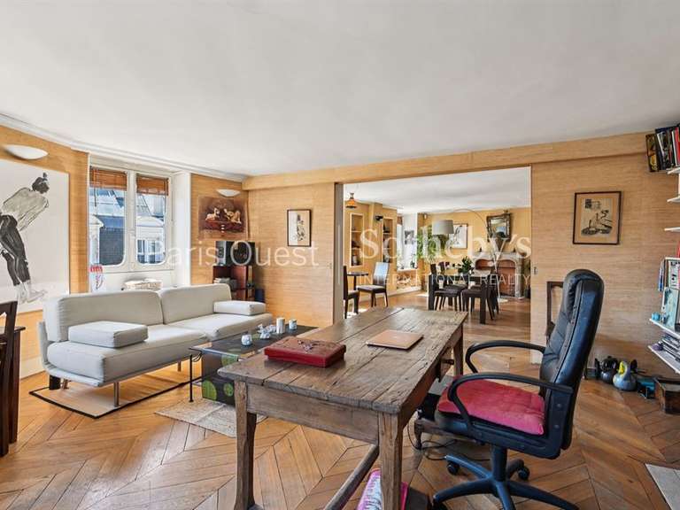 Appartement Paris 8e - 3 chambres - 127m²
