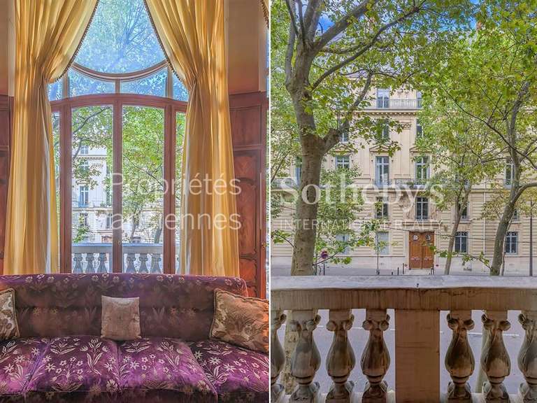 Appartement Paris 8e - 2 chambres - 165m²