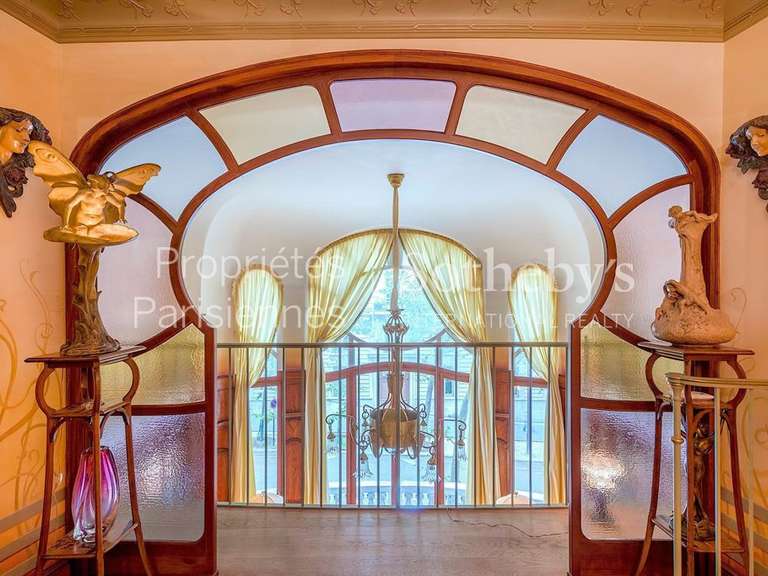 Appartement Paris 8e - 2 chambres - 165m²